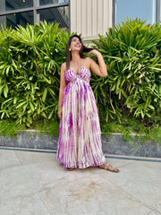 The Whispers in Purple dress